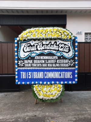 Papan Bunga Duka di Padangan